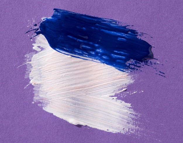 Free photo white and blue brush strokes