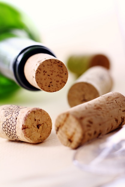 Free photo wine corks on a table