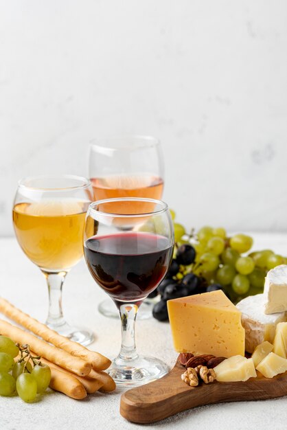 Wine for tasting with cheese assortments