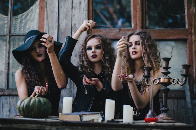 Free photo witches doing a ritual