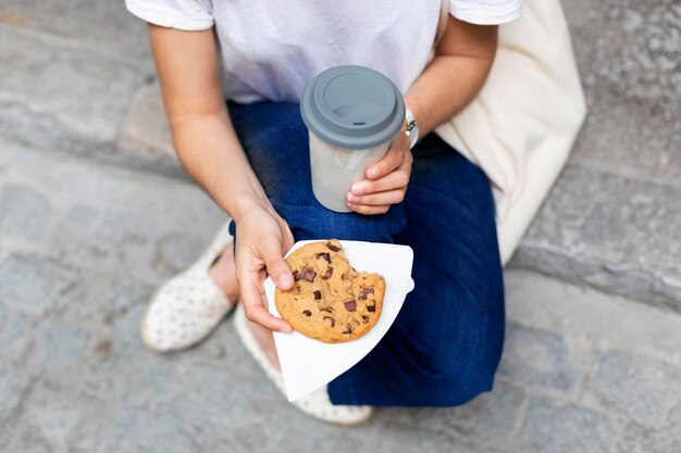 Woman having a sustainable lifestyle