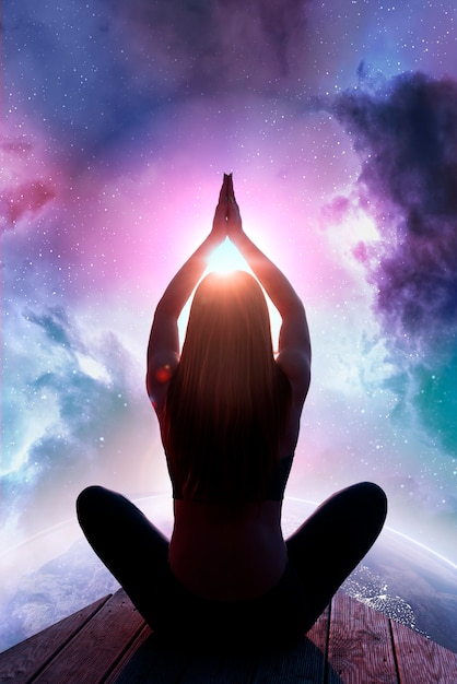 Free photo woman meditating with abstract background full shot