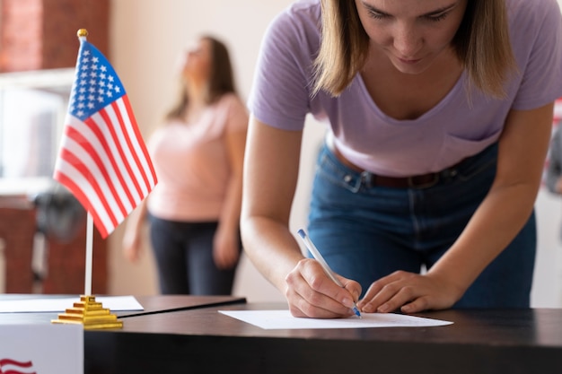 Free photo woman registering to vote in the united states