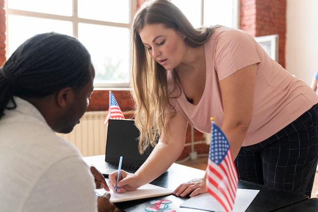 Free photo woman registering to vote in the united states