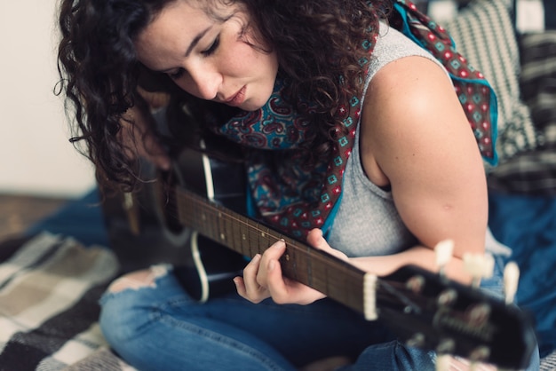 Free photo woman with guitar