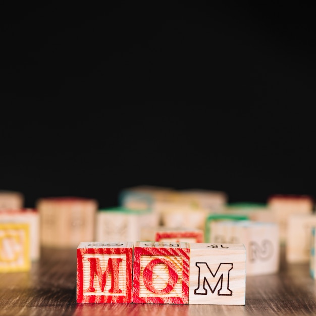 Wooden cubes with mom inscription