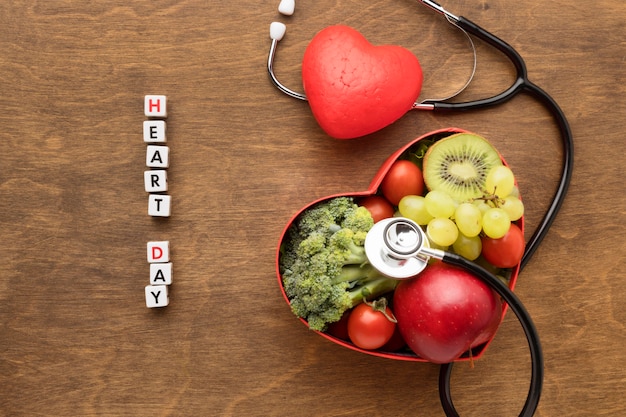 Free photo world heart day concept with healthy food