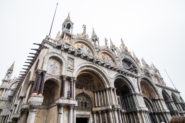 Free photo worlds most beautiful square piazza san marco. picture of the amazing historical square of san marco in the lagoon city of stone venice in italy