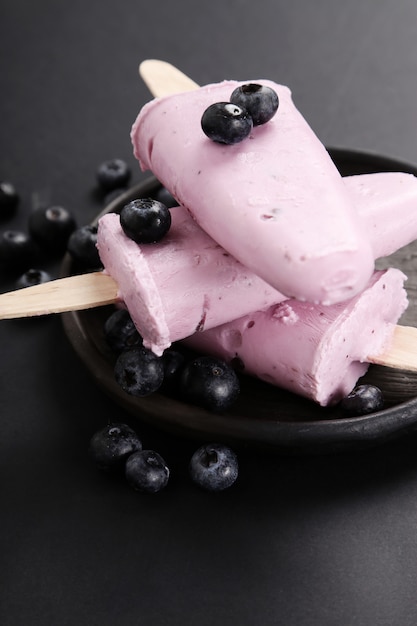 Free photo yogurt popsicle