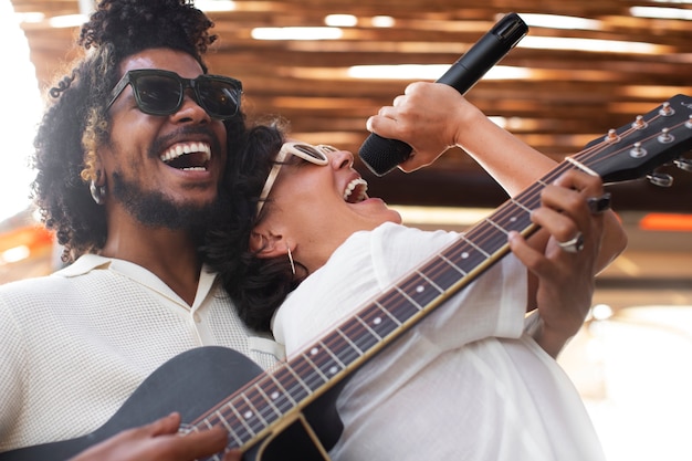 Free Photo young adults having fun at open mic