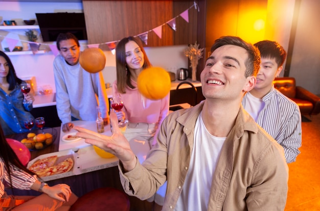 Free photo young adults having a party at home