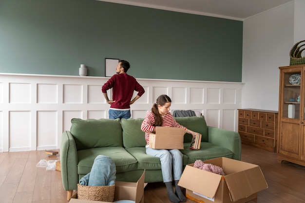 Free Photo young family moving into a new home