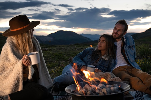 Young rural travellers on a picnic