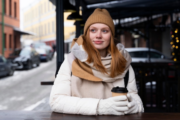 Young woman traveling trough the city