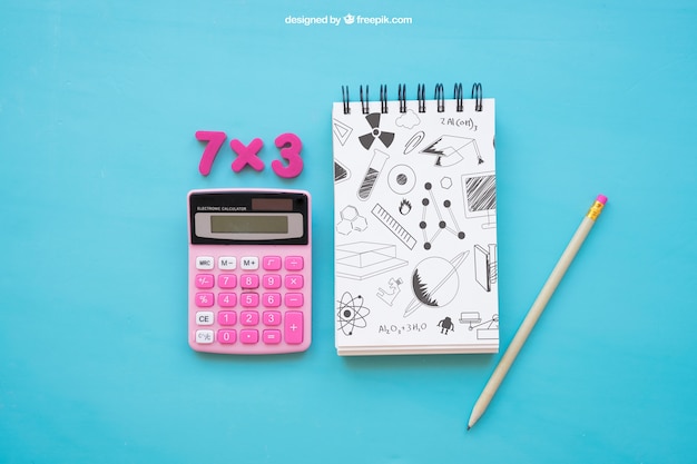 Free PSD back to school composition with notepad and calculator