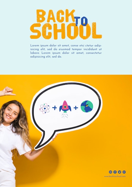 Free PSD front view smiling teenager girl holding speech bubble