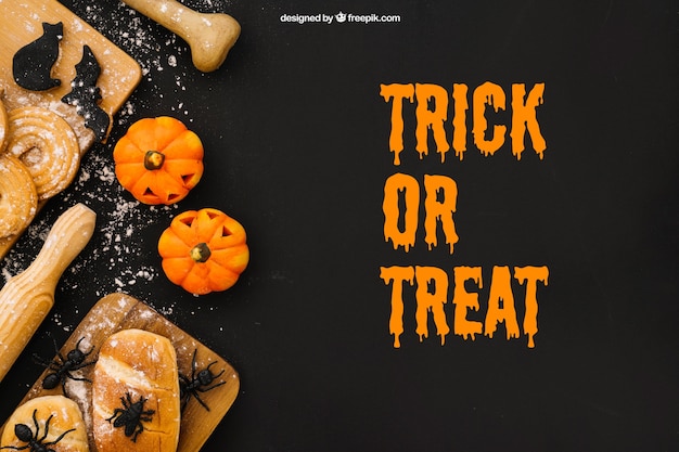 Free PSD halloween mockup with insects on bread