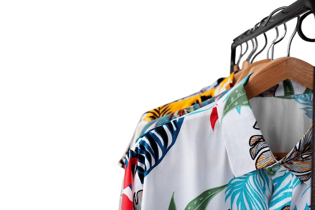 Free PSD view of hawaiian shirt with clothing rack