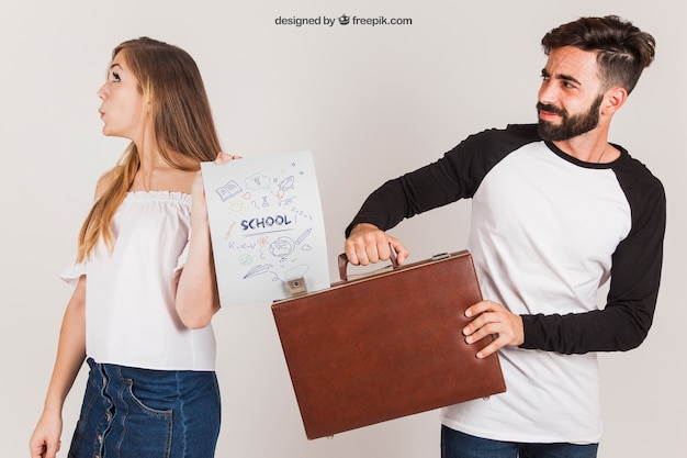 Free PSD young couple with briefcase and paper