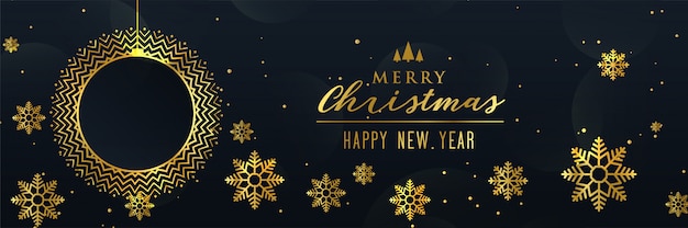 Free vector beautiful golden christmas snowflakes banner design