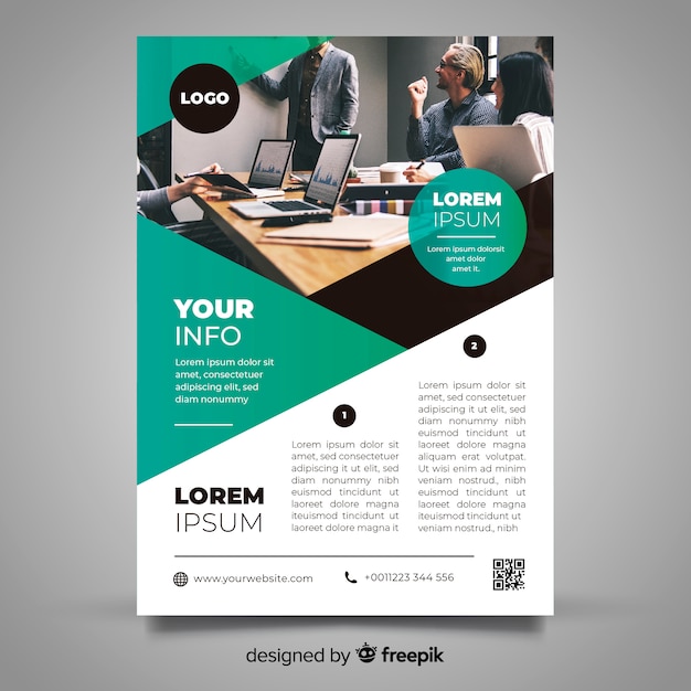 Free vector business flyer template