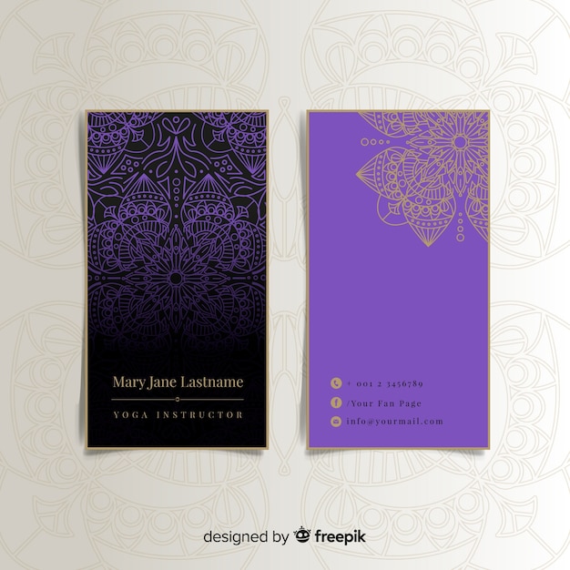 Free Vector elegant business card with mandala design