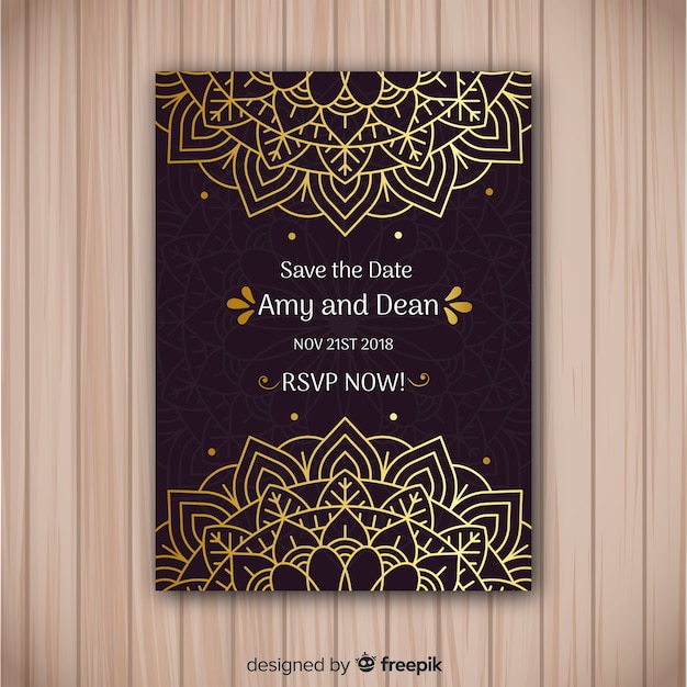 Free vector elegant mandala concept wedding invitation