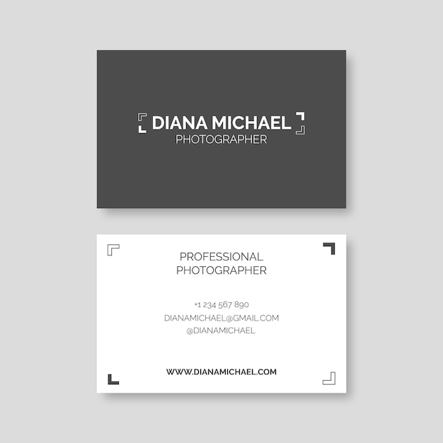 Free vector monocolor simple diana michael photographer business card