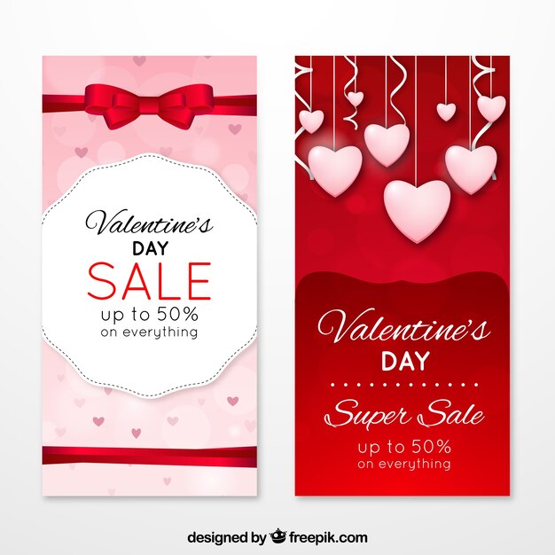 Realistic valentine's day sale banners