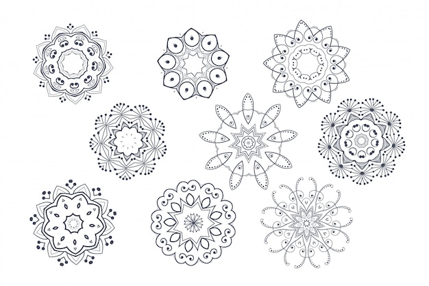 Rounded ornamental decorative mandala pattern set