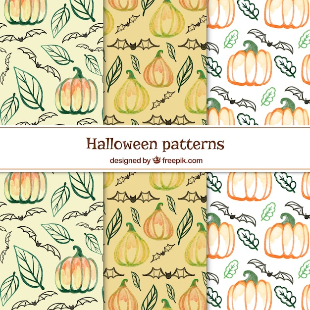 Free vector watercolor halloween patches set