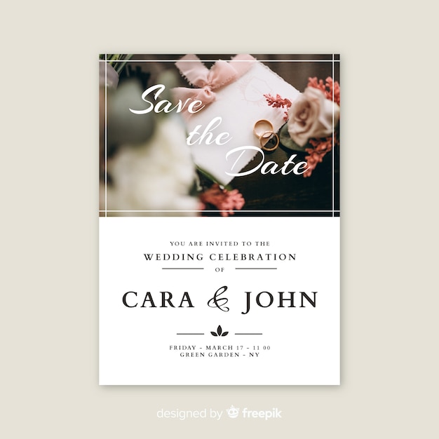 Free Vector wedding invitation card with photo