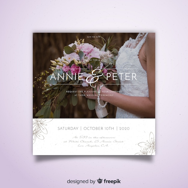 Free Vector wedding invitation template with photo