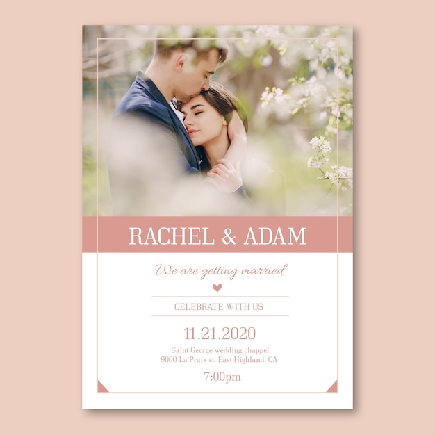 Free Vector wedding invitation template with pic