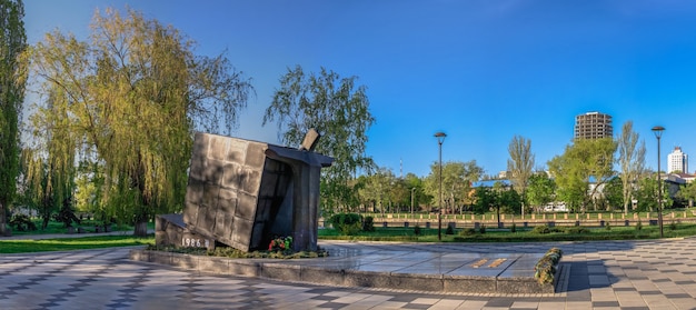 05.09.2021. Kropyvnytskyi, Ukraine. Ingul river embankment in Kropyvnytskyi, Ukraine, on a sunny spring morning