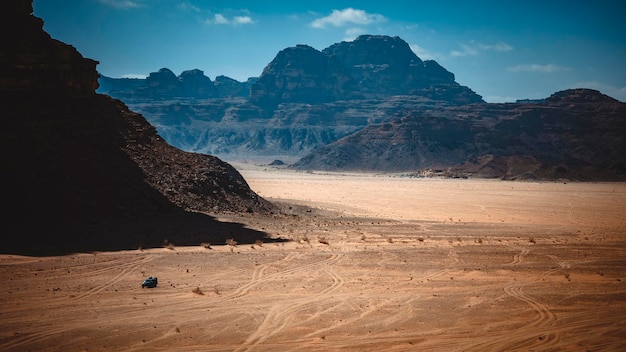 4x4 car in the wadi rum desert