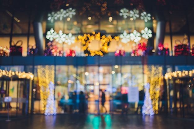 Abstract blur and defocus shopping mall in department store interior