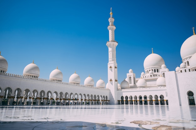 Abu Dhabi grand Mosque