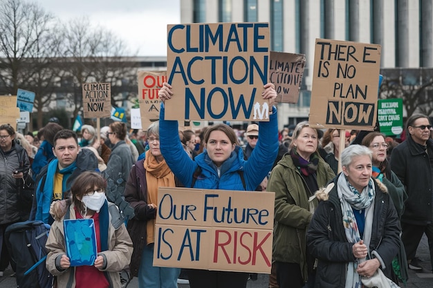 Photo activists call for urgent climate action