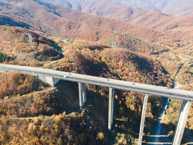 Photo aerial view of bebresh viaduct at hemus motorway bulgaria