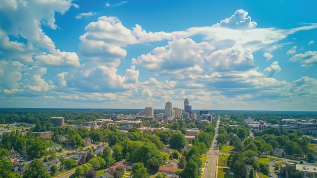 Photo aerial view of greensboro city with blue cloudy sky summer sunny day in north carolina urban