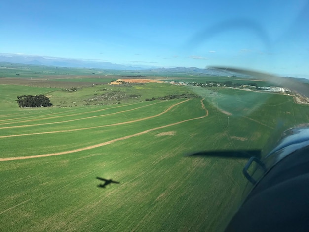 Photo aerial view of landscape against sky