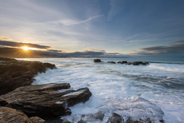 An afternoon on the Cantabrian coast with landscapes, fauna and waves!