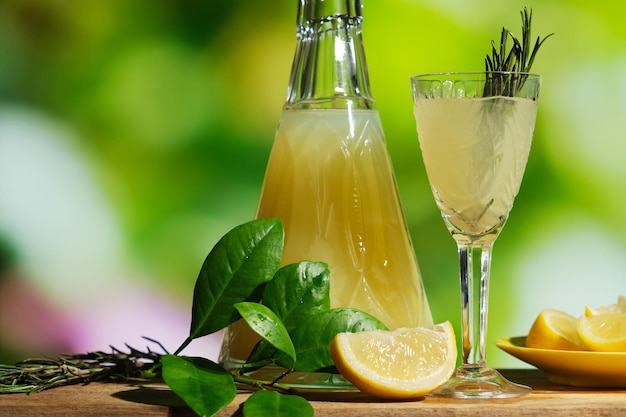 Alcoholic lemon drink limoncello