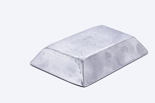 Aluminum nugget ore used in the industry as a structural material in planes boats automobiles Packaging such as aluminum foil light and resistant metal that does not oxidize