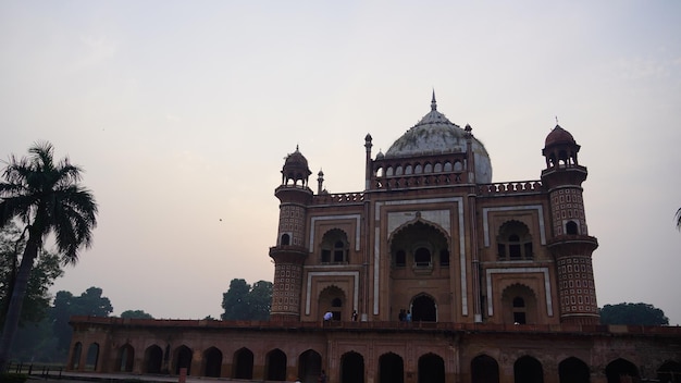 An amazing picture of the famous safdarjung tomb