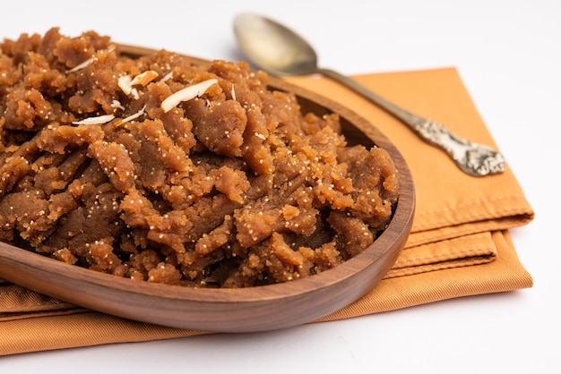 Anjeer ka halwa or Fig sheera or halva