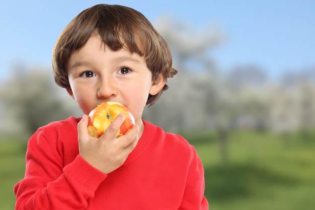 Apple eating child kid fruit healthy