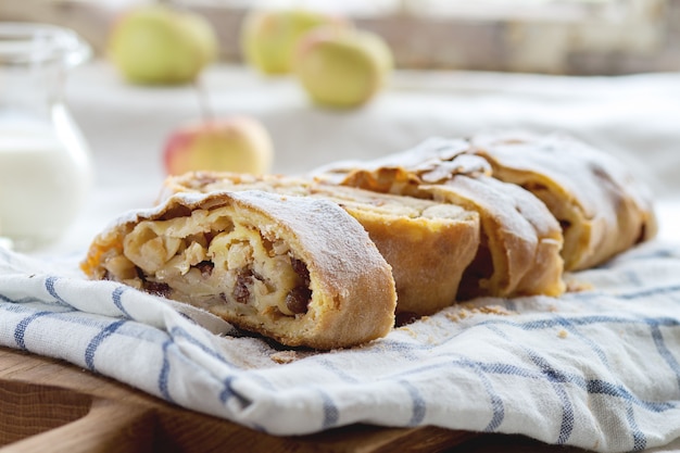 Apple strudel