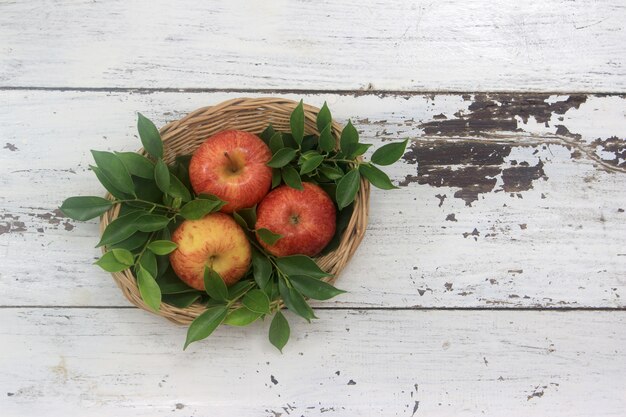 Photo apples on white wood table background